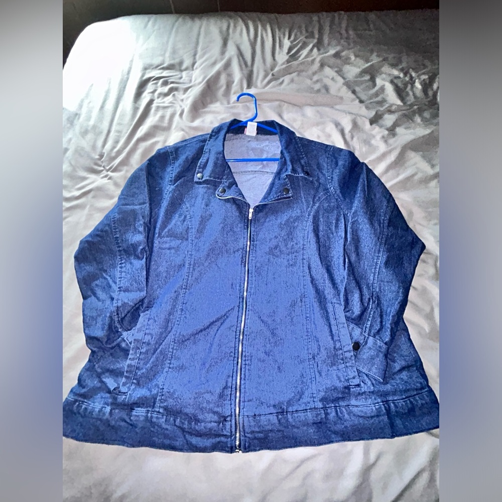 Tudor Court Women's Jean Jacket Zip-Up